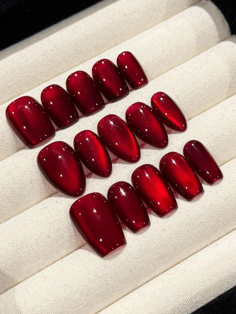 Best sellers press-on nails